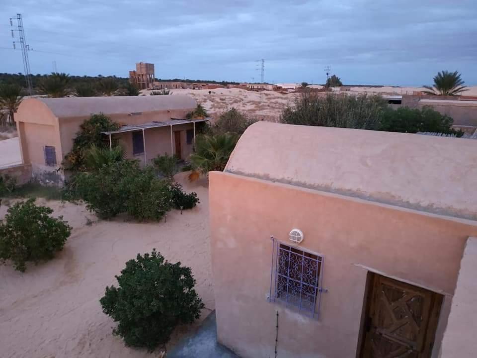 Grand Sud, La Maison De Sable Douz Εξωτερικό φωτογραφία